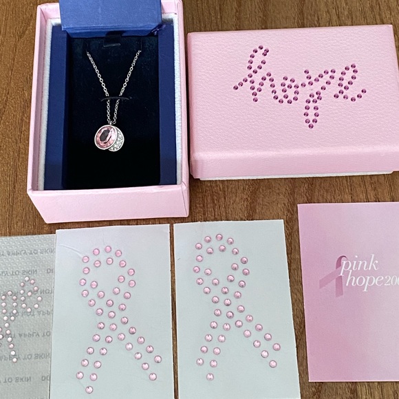 Rare. Retired Swarovski Breast Cancer Awareness 2009 Pink Hope Necklace. NIB - Picture 14 of 17
